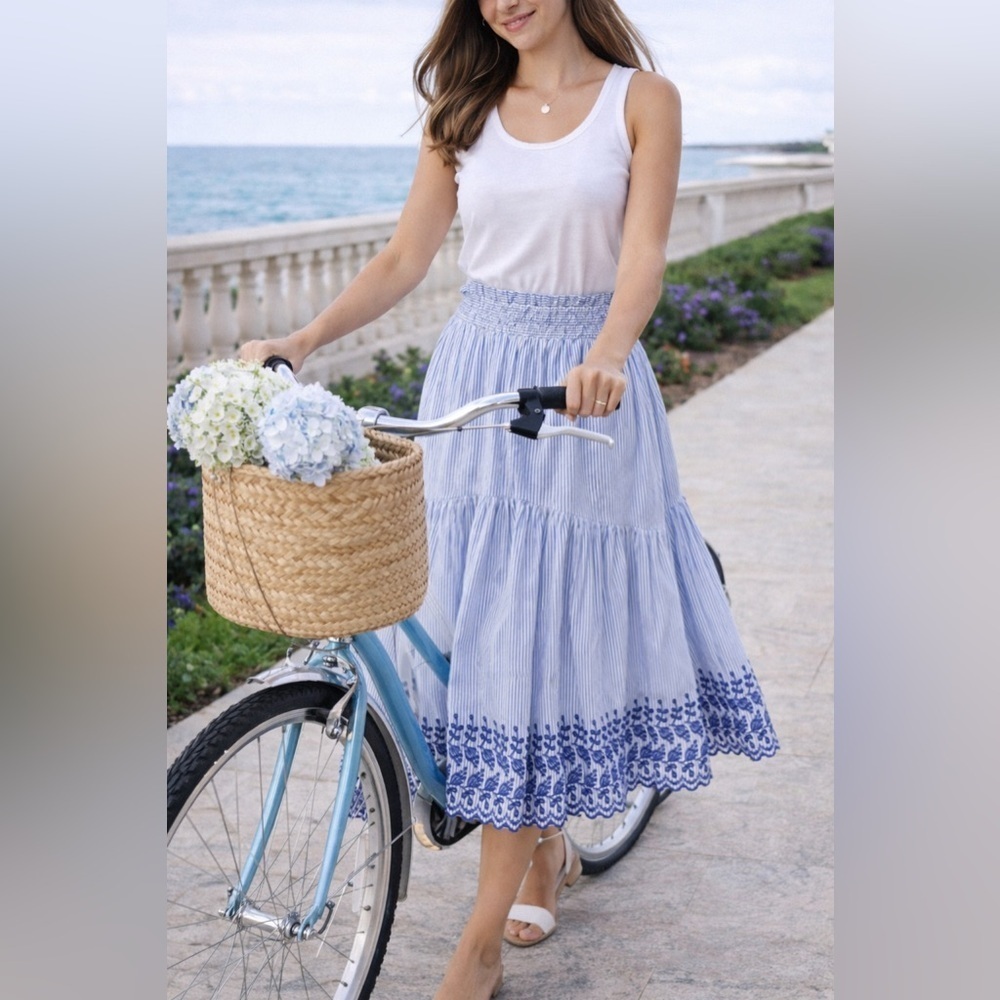 Tuckernuck Cinzia Blue Stripe Eyelet Midi Skirt Medium NWT - Picture 11 of 11
